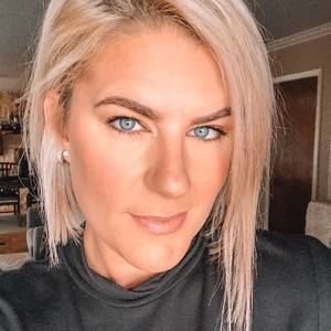 Meet your Posher, Mandy